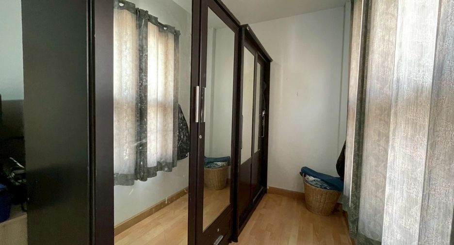 For sale 4 bedrooms house in Bang Yai, Nonthaburi