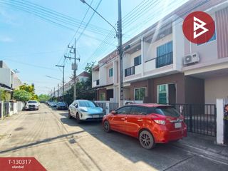 For sale 2 bedrooms townhouse in Mueang Samut Sakhon, Samut Sakhon