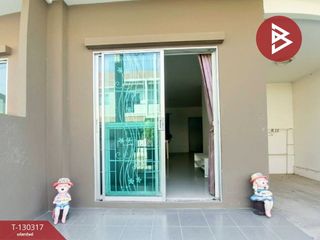 For sale 2 bedrooms townhouse in Mueang Samut Sakhon, Samut Sakhon