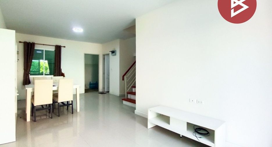 For sale 2 bedrooms townhouse in Mueang Samut Sakhon, Samut Sakhon