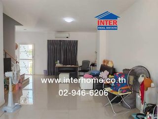 Casa adosada en venta de 3 habitaciones en Mueang Pathum Thani, Pathum Thani