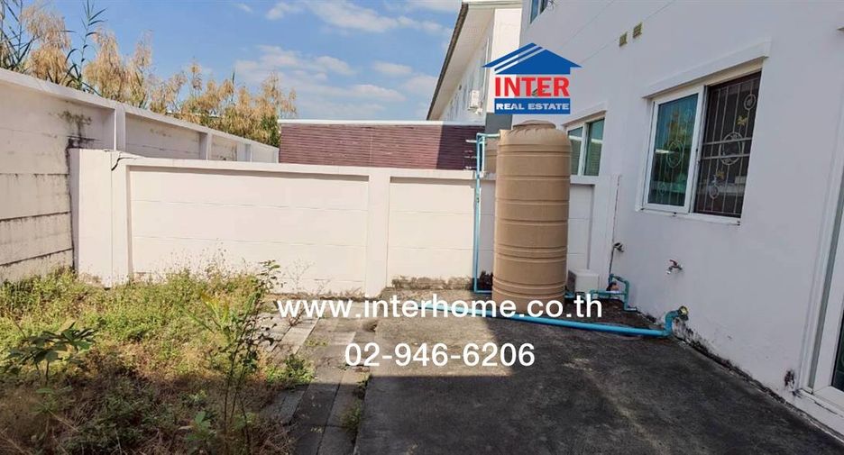 Casa adosada en venta de 3 habitaciones en Mueang Pathum Thani, Pathum Thani
