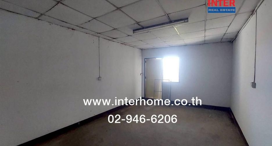 Apartamento en venta de 30 habitaciones en Mueang Samut Prakan, Samut Prakan