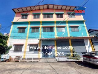 Продажа 30 спальни апартаменты в Mueang Samut Prakan, Самутпракан