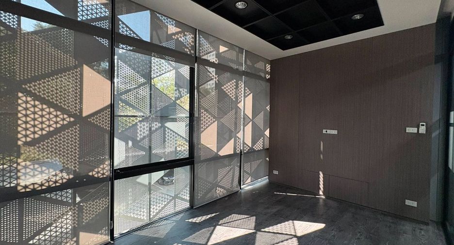 Büro zur Miete in Bang Na, Bangkok