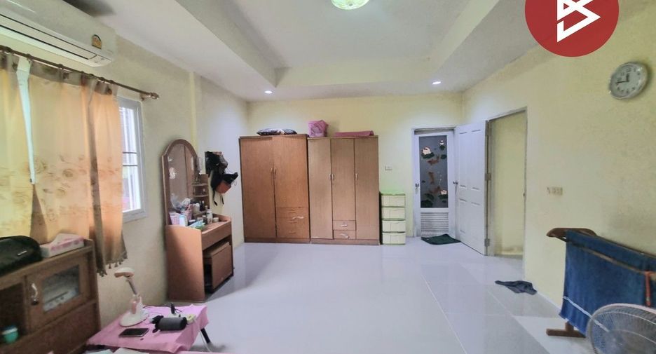 For sale studio townhouse in Si Racha, Chonburi