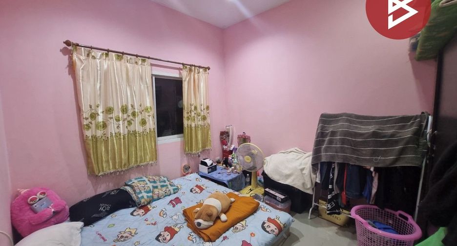 For sale studio townhouse in Si Racha, Chonburi