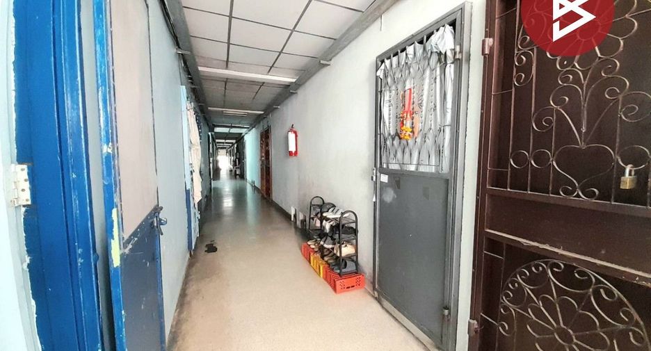 À vendre 1 chambre condo à Phra Pradaeng, Samut Prakan