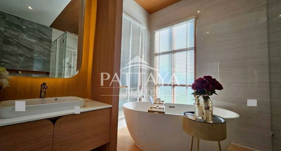 À vendre 5 chambres villa à Bang Lamung, Chonburi