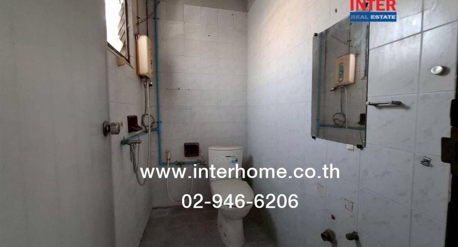 出售 5 卧室 联排别墅 在 Phasi Charoen, 曼谷