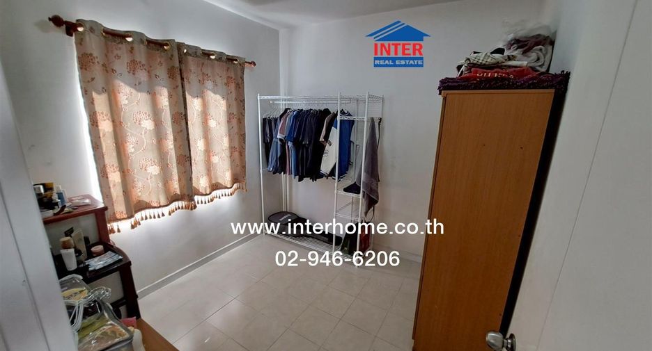 For sale 3 bedrooms townhouse in Khlong Luang, Pathum Thani