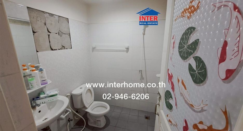 For sale 3 bedrooms townhouse in Khlong Luang, Pathum Thani