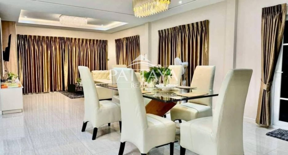 Haus zur Miete und zum Kauf mit 4 Zimmer in Bang Lamung, Chonburi