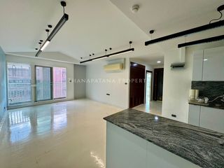 For sale 2 bedrooms condo in Yan Nawa, Bangkok