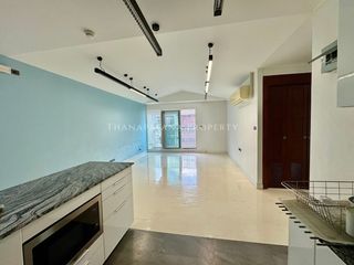 For sale 2 bedrooms condo in Yan Nawa, Bangkok