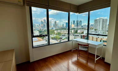 Condo en venta de 2 habitaciones en Yan Nawa, Bangkok