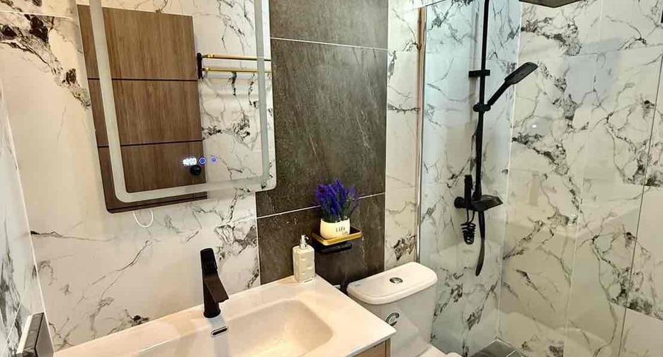 Villa en alquiler y en venta de 3 habitaciones en Bang Lamung, Chonburi