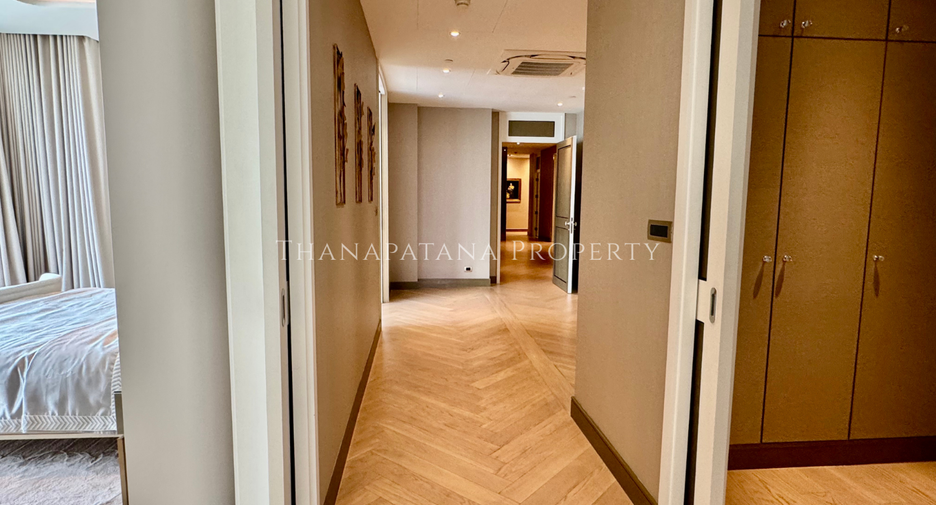 For rent そして for sale 6 ベッドルーム condo in Khlong San, Bangkok