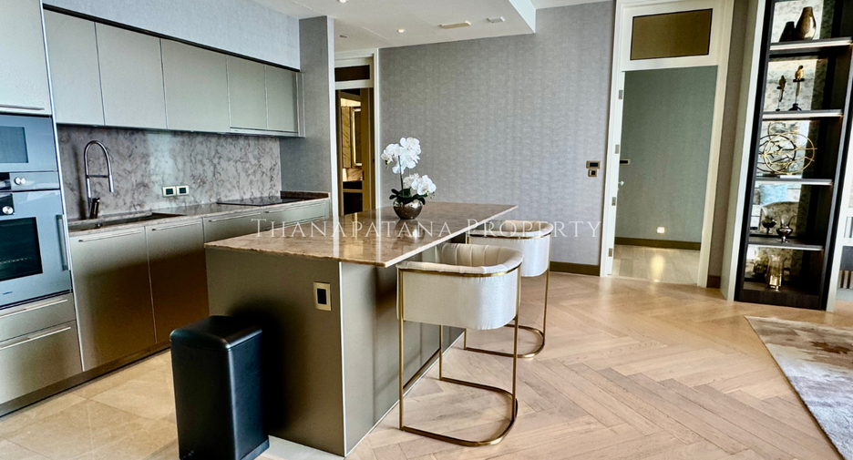 For rent そして for sale 6 ベッドルーム condo in Khlong San, Bangkok