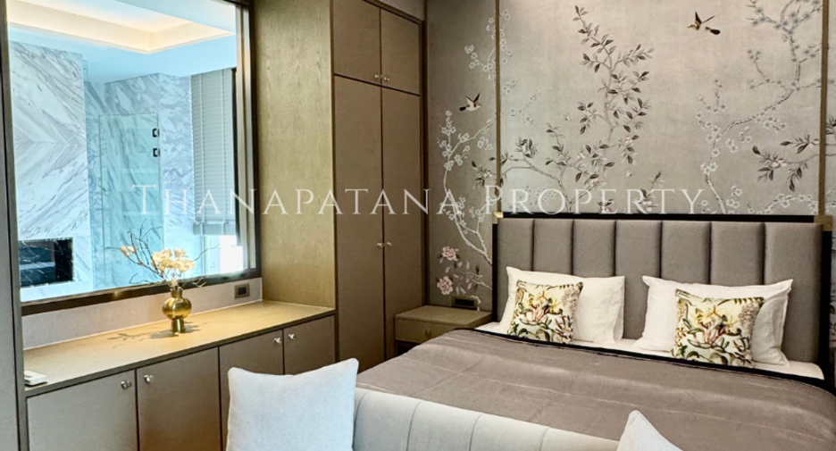 For rent そして for sale 6 ベッドルーム condo in Khlong San, Bangkok