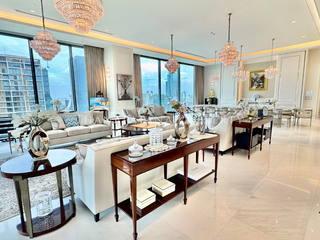 For rent and for sale 4 bedrooms condo in Pathum Wan, Bangkok