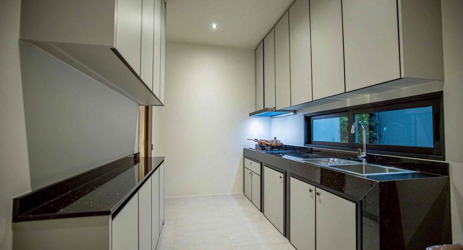 For sale 5 ベッドルーム house in Bang Lamung, Chonburi