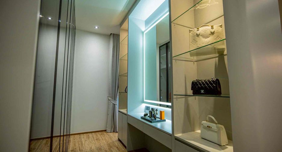 For sale 5 ベッドルーム house in Bang Lamung, Chonburi