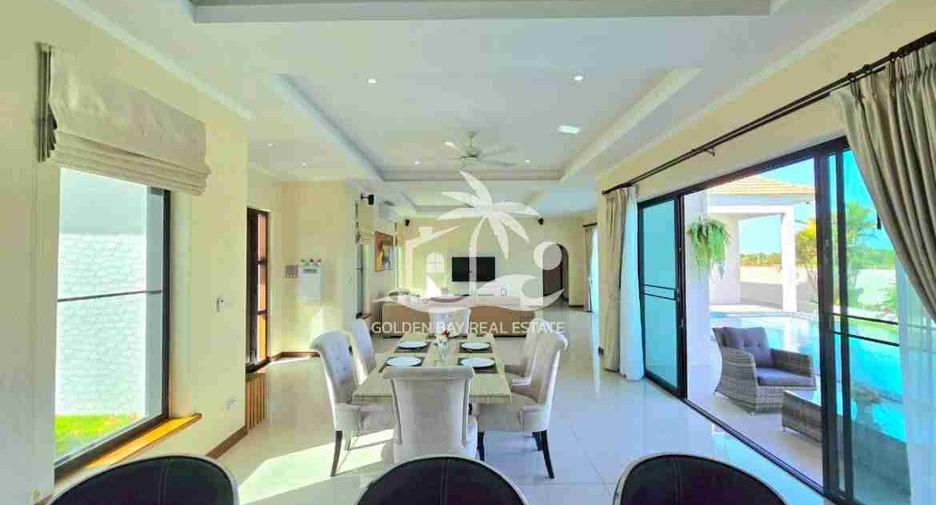 For rent 4 bedrooms house in Bang Lamung, Chonburi
