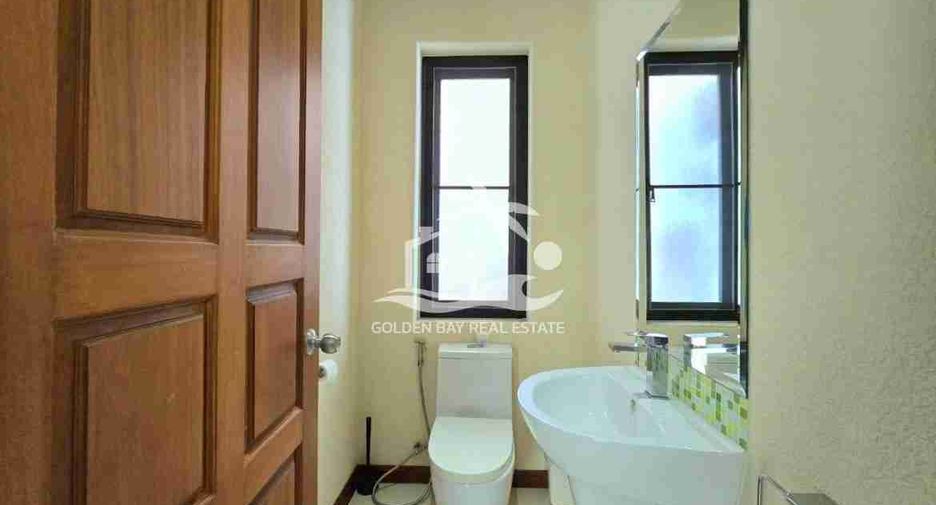 For rent 4 bedrooms house in Bang Lamung, Chonburi
