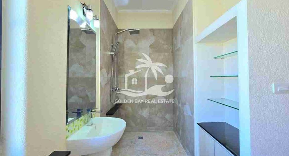 For rent 4 bedrooms house in Bang Lamung, Chonburi