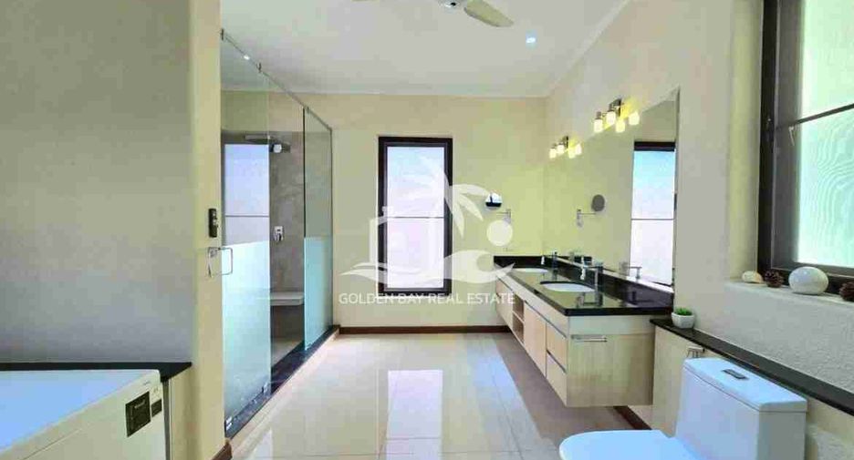 For rent 4 bedrooms house in Bang Lamung, Chonburi