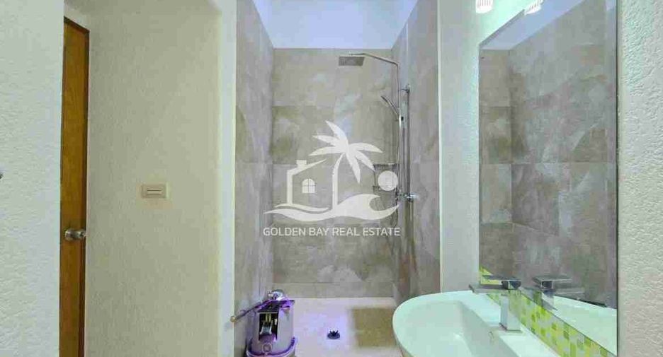 For rent 4 bedrooms house in Bang Lamung, Chonburi