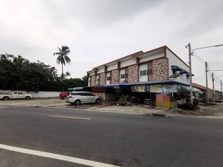 For sale 2 bedrooms townhouse in Ban Bueng, Chonburi