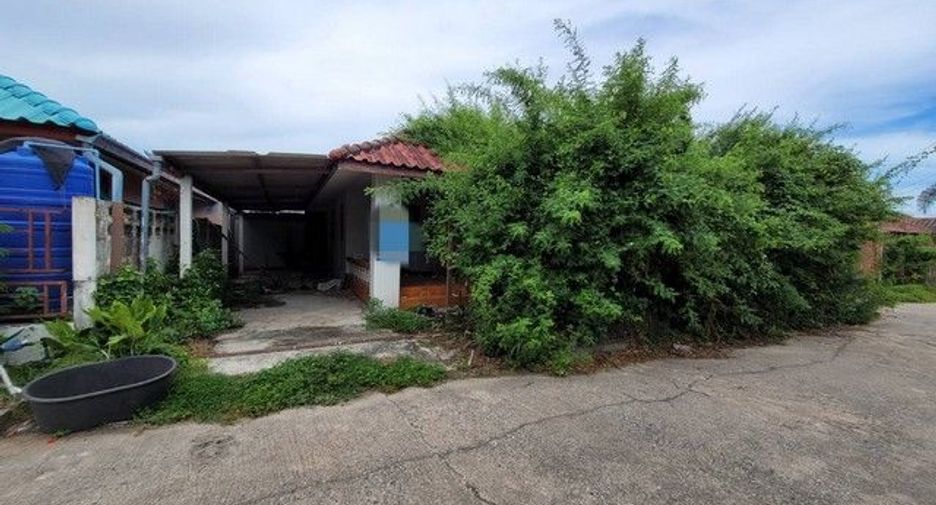 For sale 2 bedrooms house in Ban Bueng, Chonburi