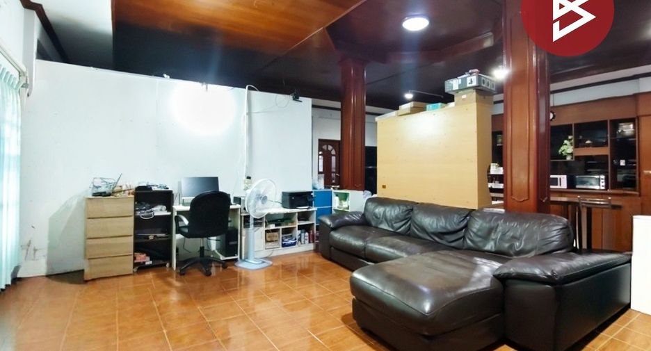 For sale 3 ベッドルーム house in Nakhon Chai Si, Nakhon Pathom