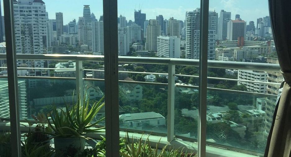 Wohnung zur Miete mit 3 Zimmer in Watthana, Bangkok