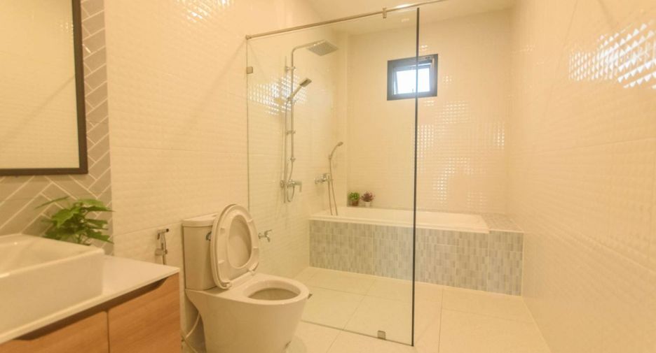 For rent 3 bedrooms house in Hang Dong, Chiang Mai
