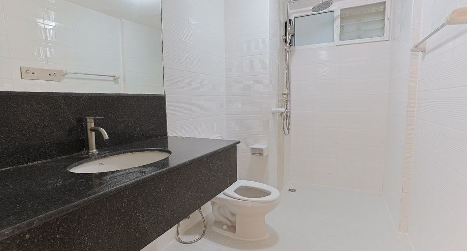À vendre 2 chambres condo à Phasi Charoen, Bangkok