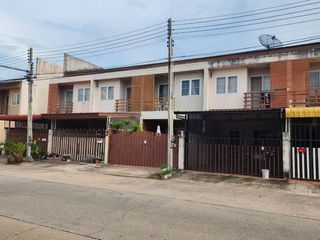For sale 1 bed townhouse in Tha Takiap, Chachoengsao