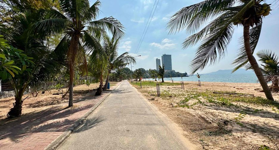 Casa en alquiler y en venta de 3 habitaciones en Sattahip, Chonburi