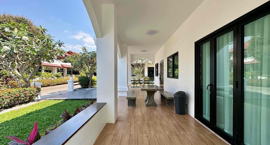 Casa en alquiler y en venta de 3 habitaciones en Sattahip, Chonburi