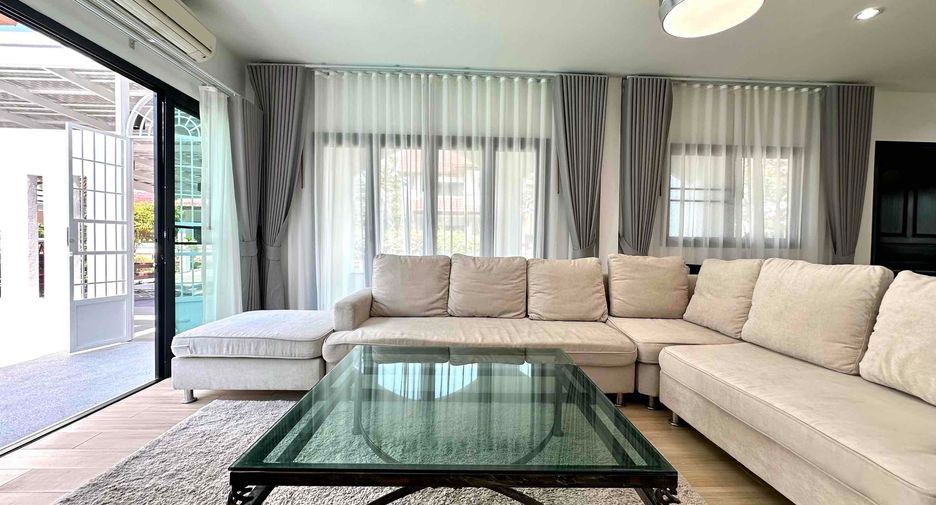 Casa en alquiler y en venta de 3 habitaciones en Sattahip, Chonburi