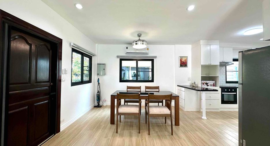 Casa en alquiler y en venta de 3 habitaciones en Sattahip, Chonburi