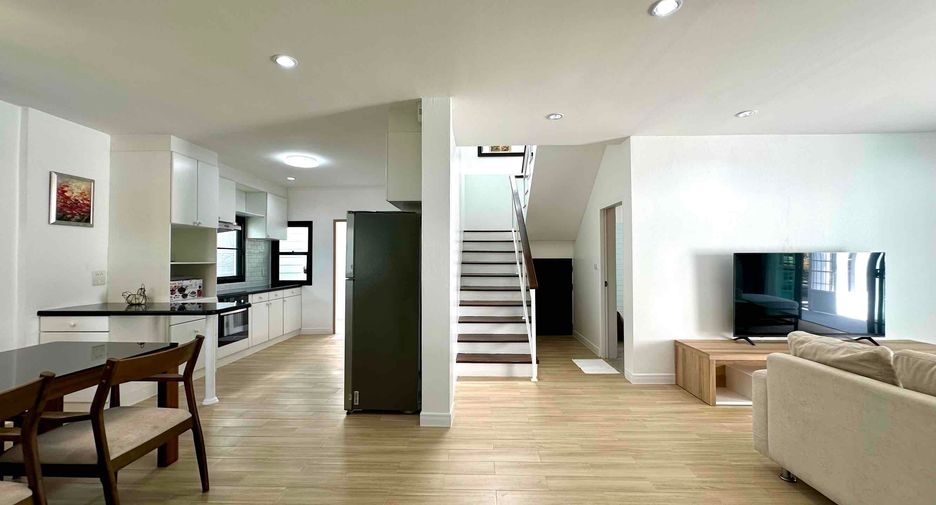 Casa en alquiler y en venta de 3 habitaciones en Sattahip, Chonburi