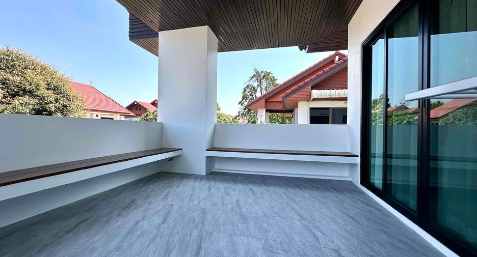 Casa en alquiler y en venta de 3 habitaciones en Sattahip, Chonburi