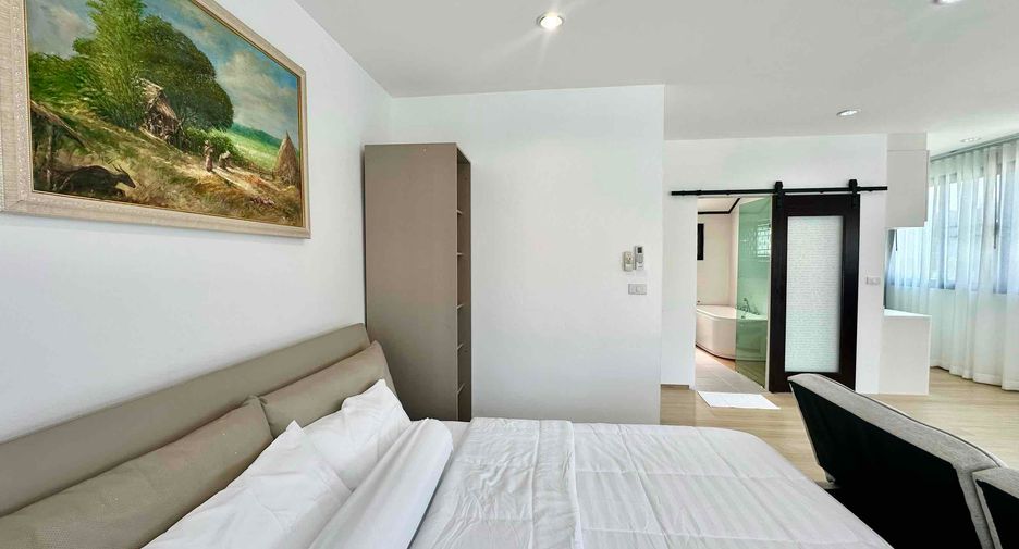 Casa en alquiler y en venta de 3 habitaciones en Sattahip, Chonburi