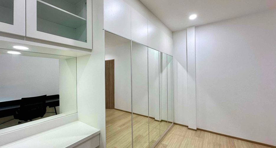 Casa en alquiler y en venta de 3 habitaciones en Sattahip, Chonburi