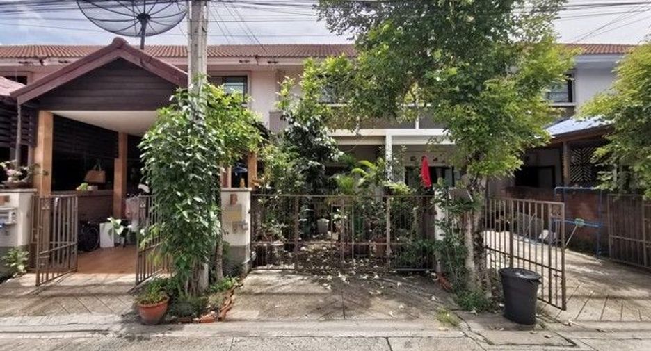 Reihenhaus zum Kauf mit 1 Zimmer in Tha Takiap, Chachoengsao