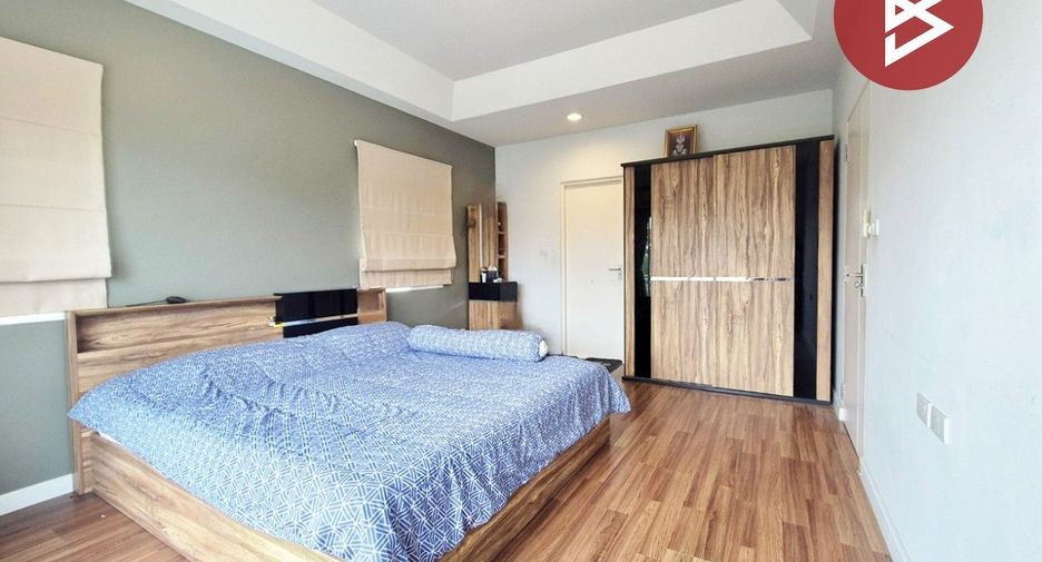 For sale 3 bedrooms house in Krathum Baen, Samut Sakhon