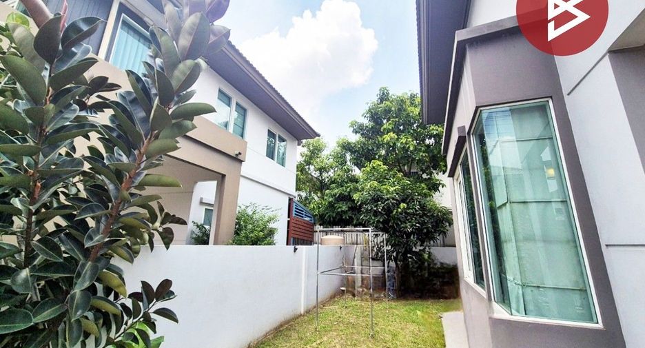 For sale 3 bedrooms house in Krathum Baen, Samut Sakhon